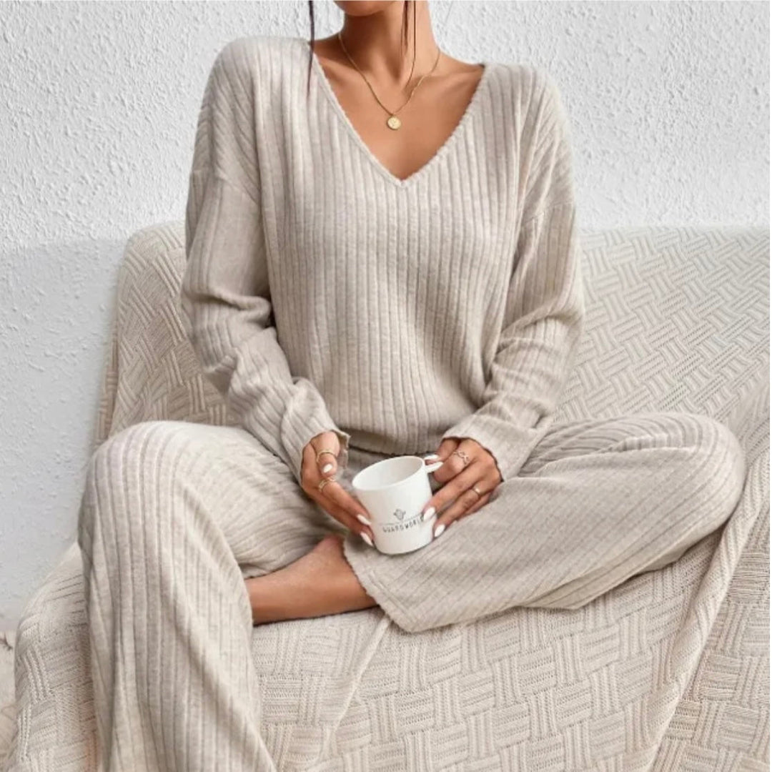 Andrée 2-Piece Knit Set